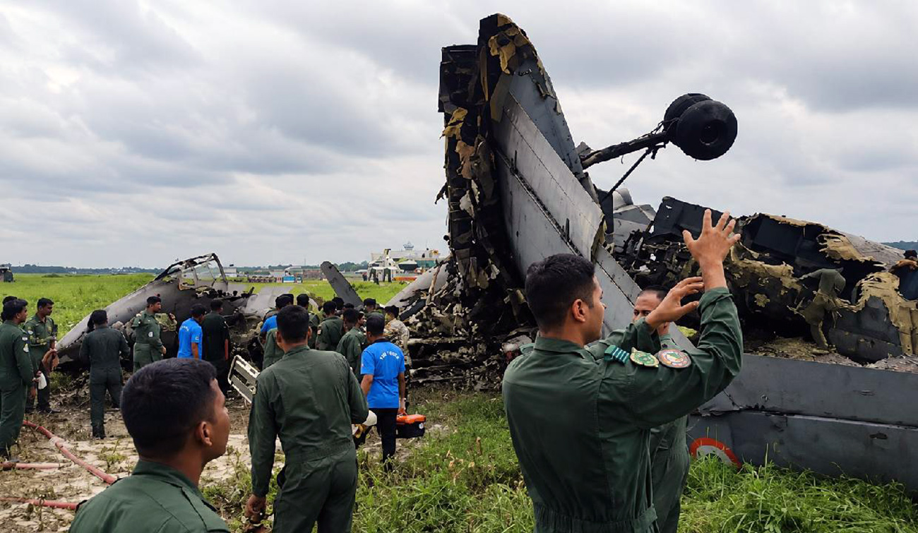Indian Air Force - IAF · KA2678 accident — Jorhat-Rowriah Airport (JRH/VEJT), Jorhat, Assam, 2026-06-13 — photo 4