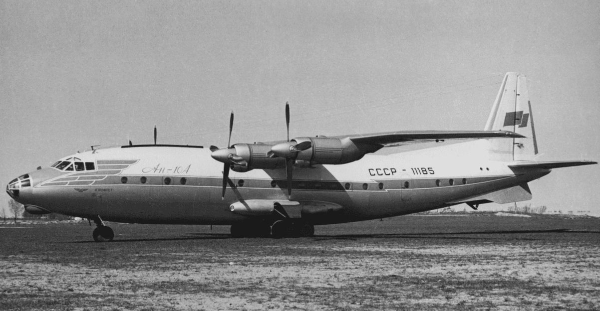 N8961E - Eastern Air Lines