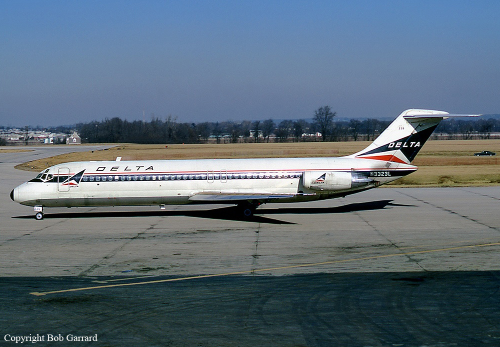 N3323L - Delta Air Lines