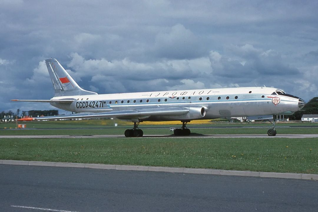 2415 - Aeroflot, Northern Civil Aviation Directorate