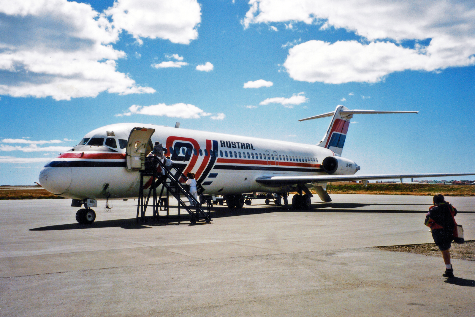 PK-IHO - Bouraq Indonesia Airlines
