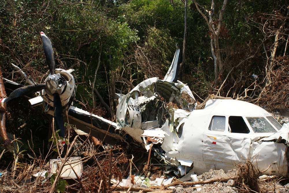British Aerospace 3212 Jetstream 32 crash — W of Utila Airport (UII), 2009-05-10