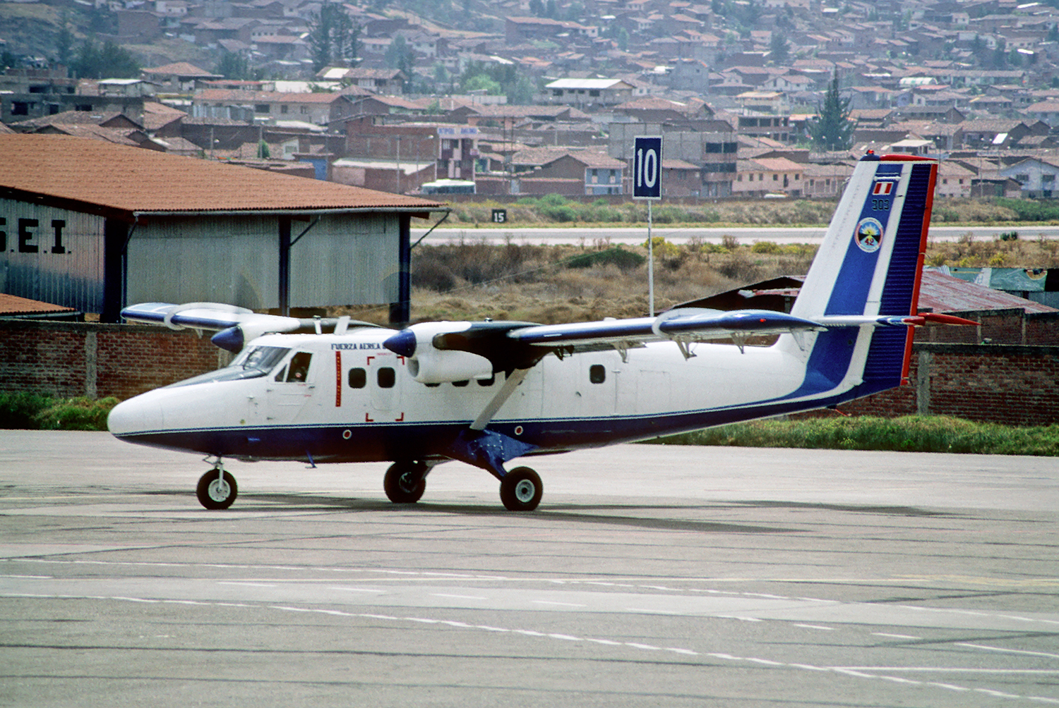 FAP-303 - Fuerza Aérea del Peru - FAP