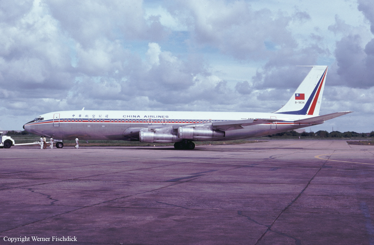 B-1834 - China Airlines