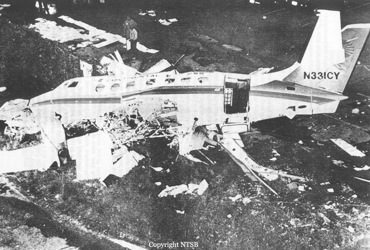 Delta Air Lines 9877 accident — New Orleans, LA, 1967-03-30 — photo 2