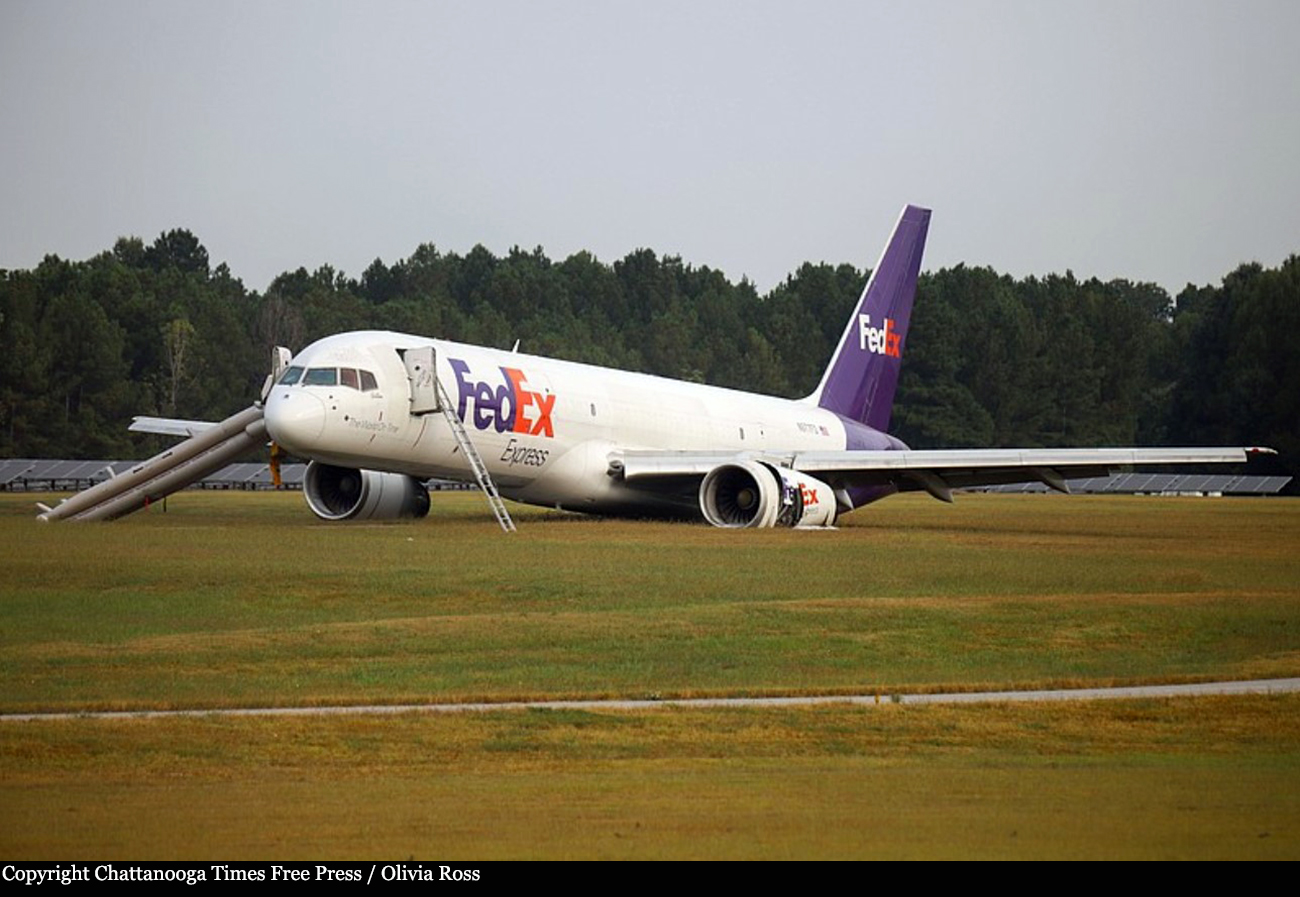 Resort Airlines · N1242N accident — 0,8 km from Chattanooga-Lovell Field, TN (CHA), 1955-01-22 — photo 2
