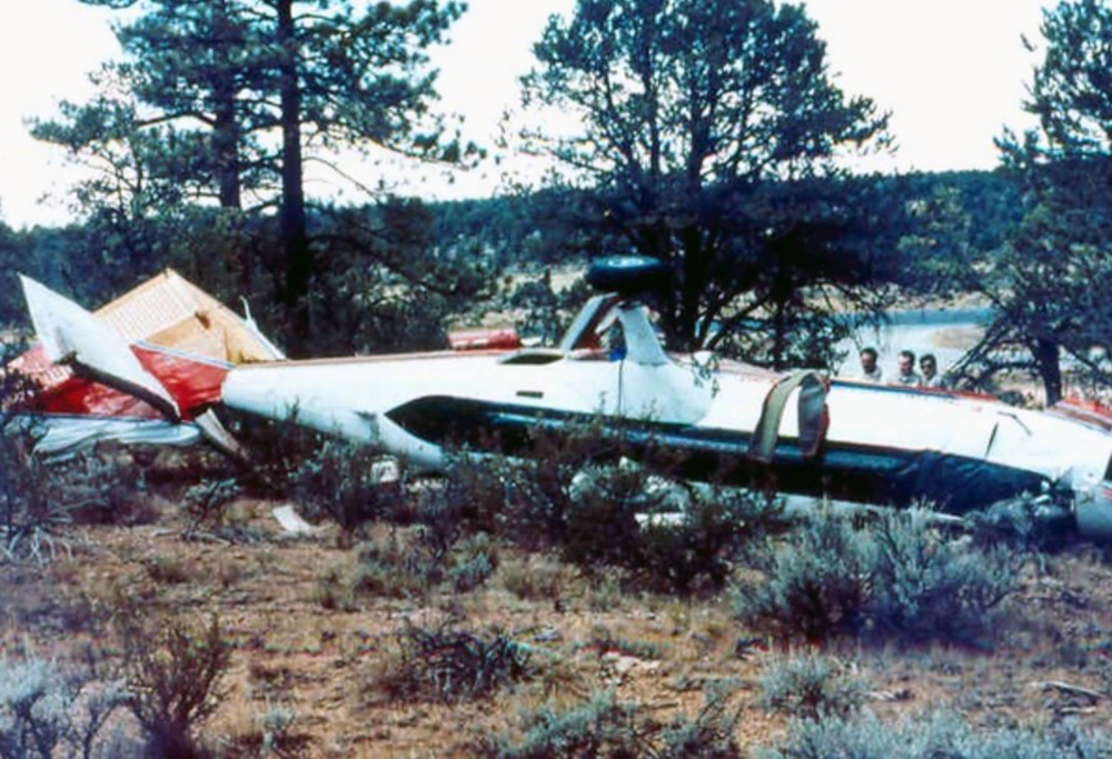 Swearingen SA227-AC Metro III crash — Bullhead City, AZ, 1997-01-05