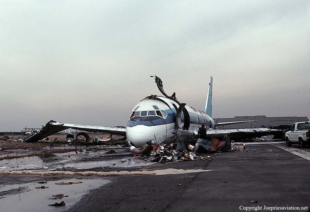 Eastern Air Lines 512 accident — New York-Idlewild International Airport, NY (IDL), 1962-11-30 — photo 2