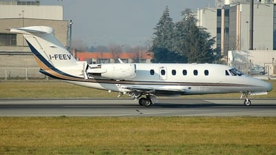 I-FEEV - Air One Executive