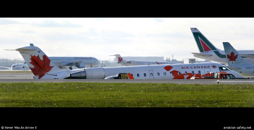 8911 - Air Canada Jazz
