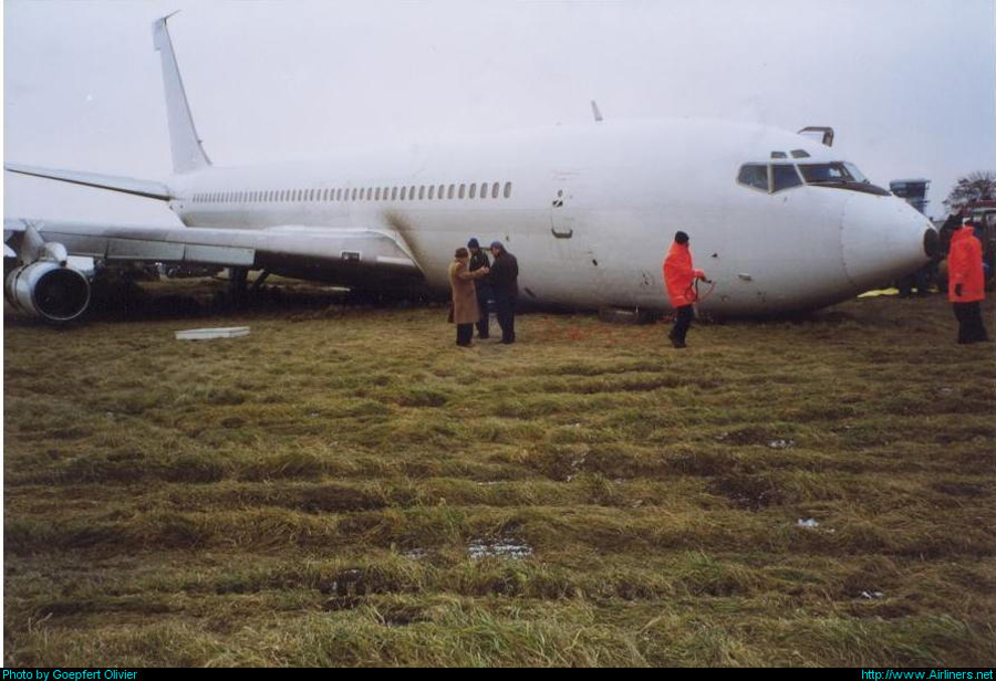 CSA Ceskoslovenské Aerolinie 001 accident — 1,5 km NW of Bratislava-Ivanka Airport (BTS), 1976-07-28 — photo 2