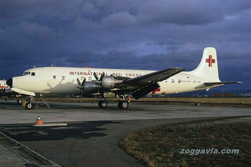 HB-IBT - International Red Cross, lsf Balair
