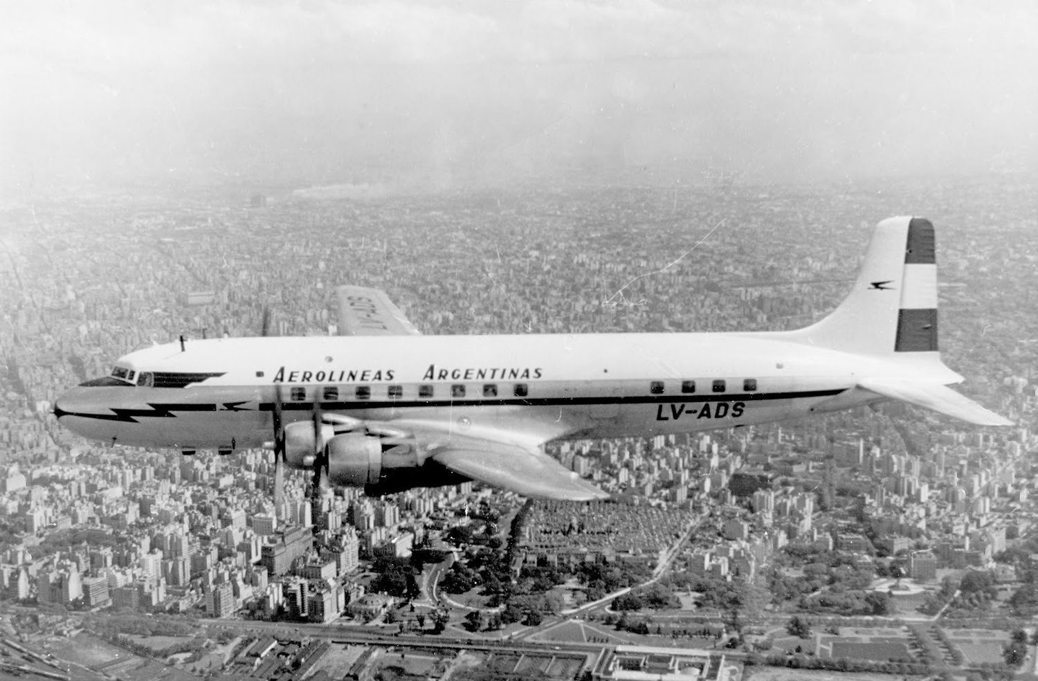 LV-ADS - Aerolineas Argentinas