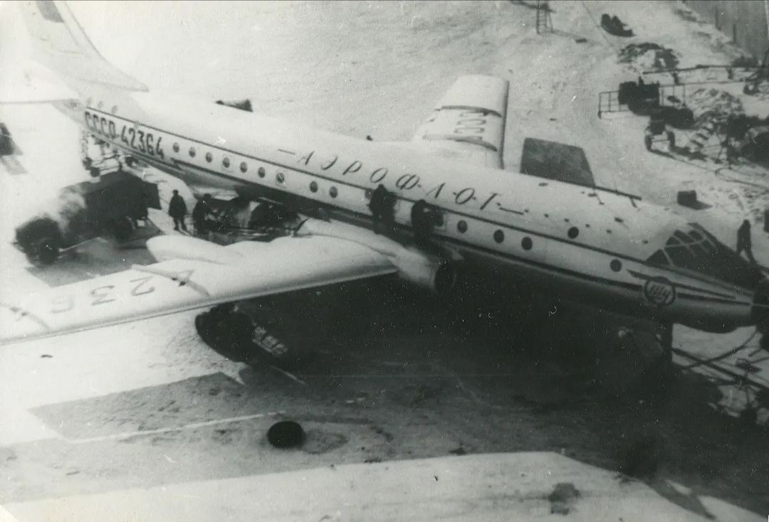CCCP-42366 - Aeroflot, Far East Civil Aviation Directorate