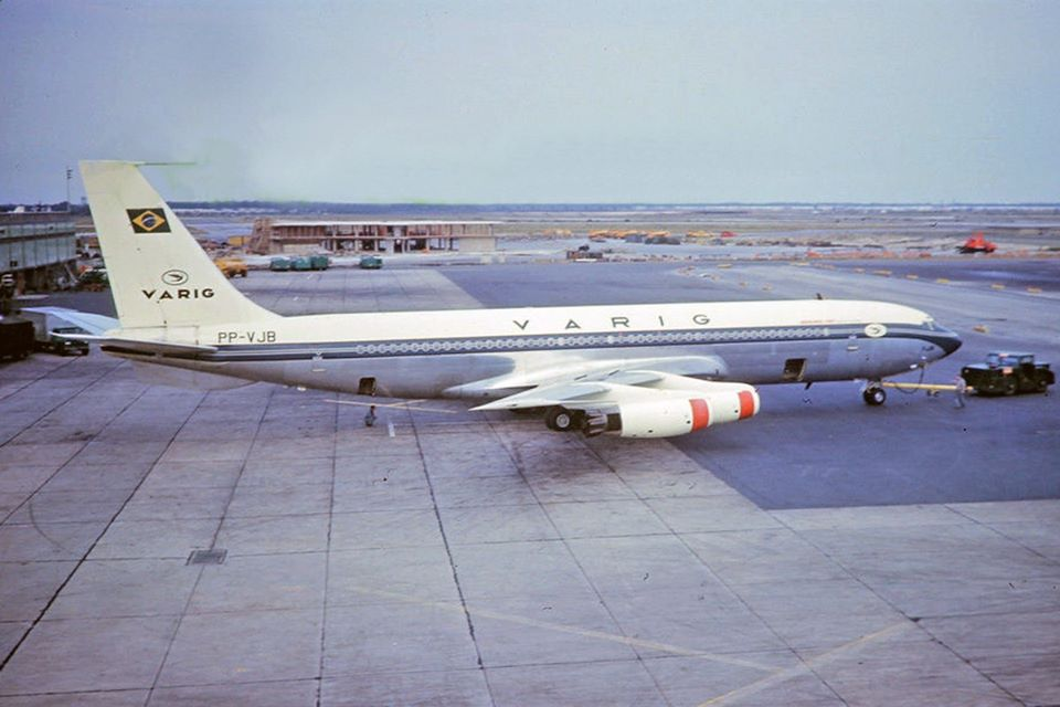 N5004X - Air America
