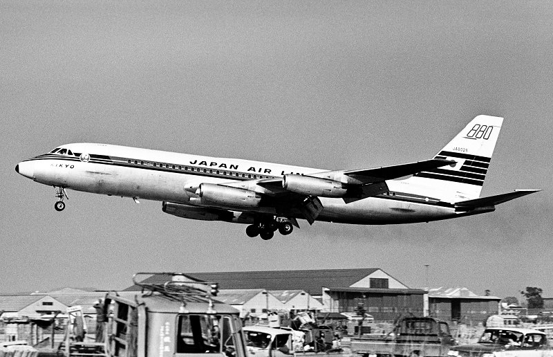 JA8028 - Japan Air Lines - JAL