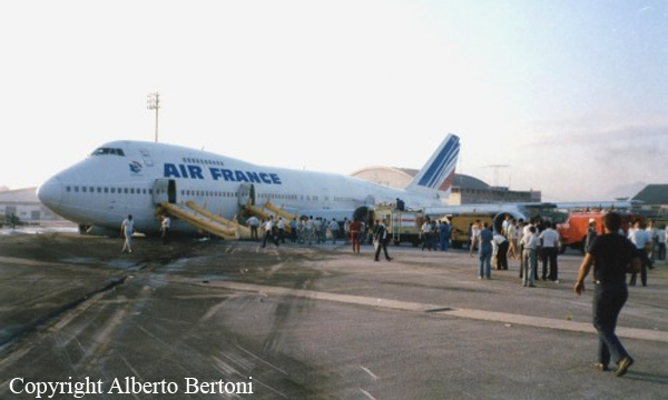 Força Aérea Brasileira - FAB · 2350 accident — Rio de Janeiro-Galeão International Airport, RJ (GIG), 1990-11-12 — photo 2